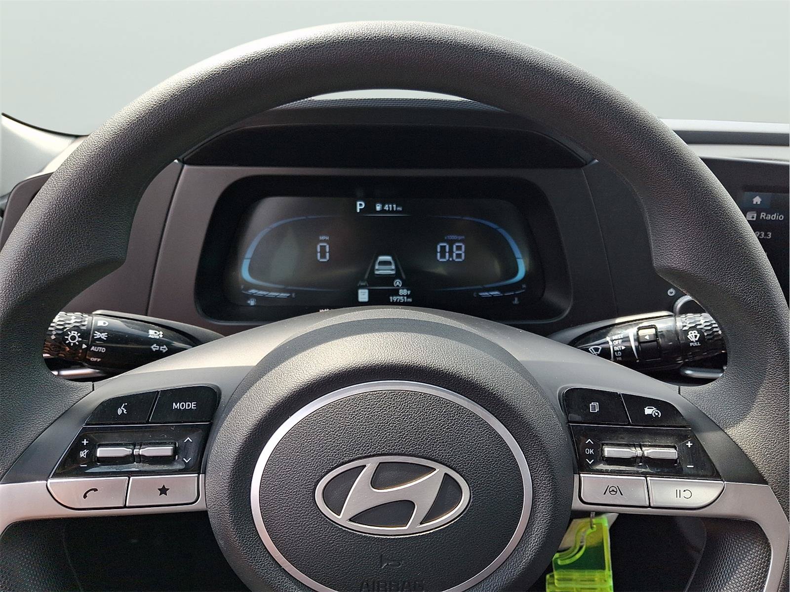 Certified 2024 Hyundai Elantra SE FWD image 16