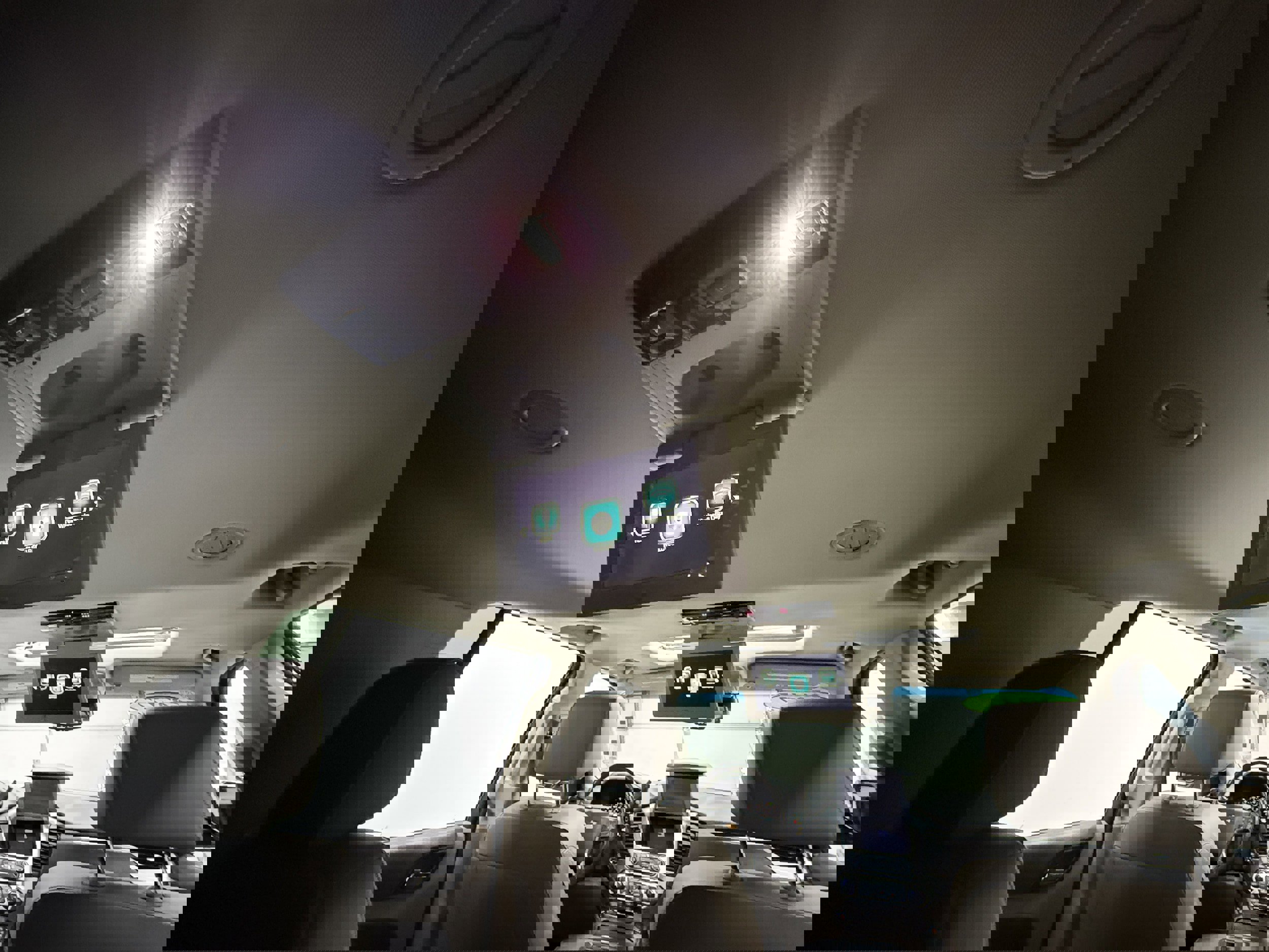 Used 2017 Chevrolet Suburban Premier image 32