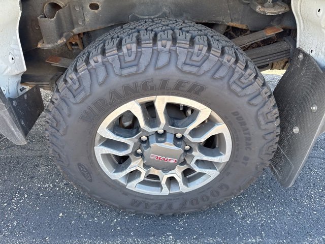 Used 2022 GMC Sierra 3500 SLE image 24