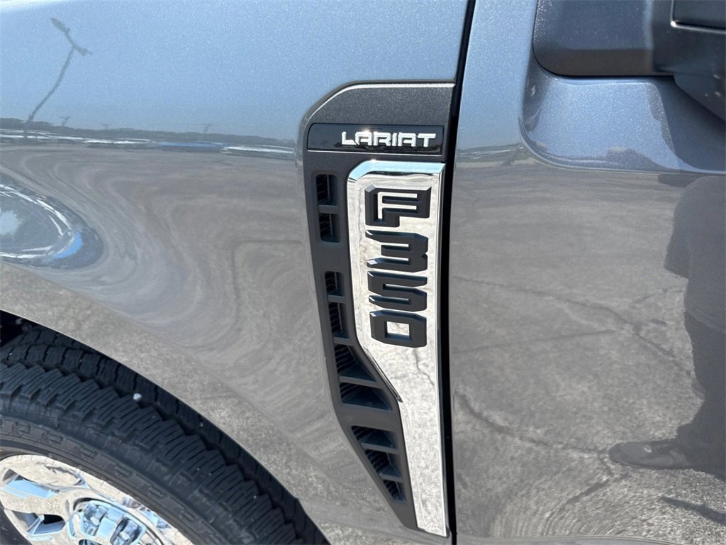 New 2025 Ford F350 Lariat w/ Chrome Package image 11