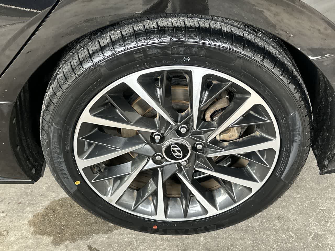 Used 2022 Hyundai Sonata Limited w/ Cargo Package FWD image 11