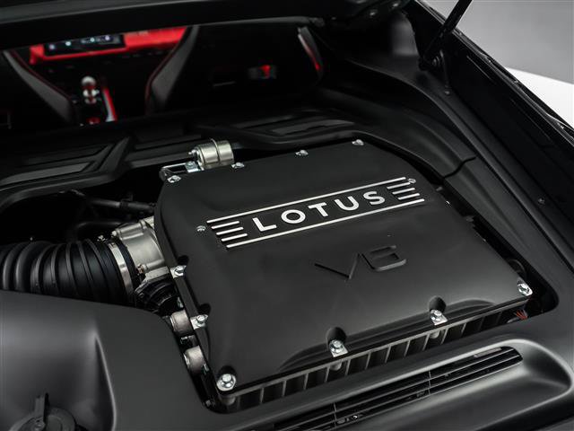 Used 2025 Lotus Emira RWD image 29