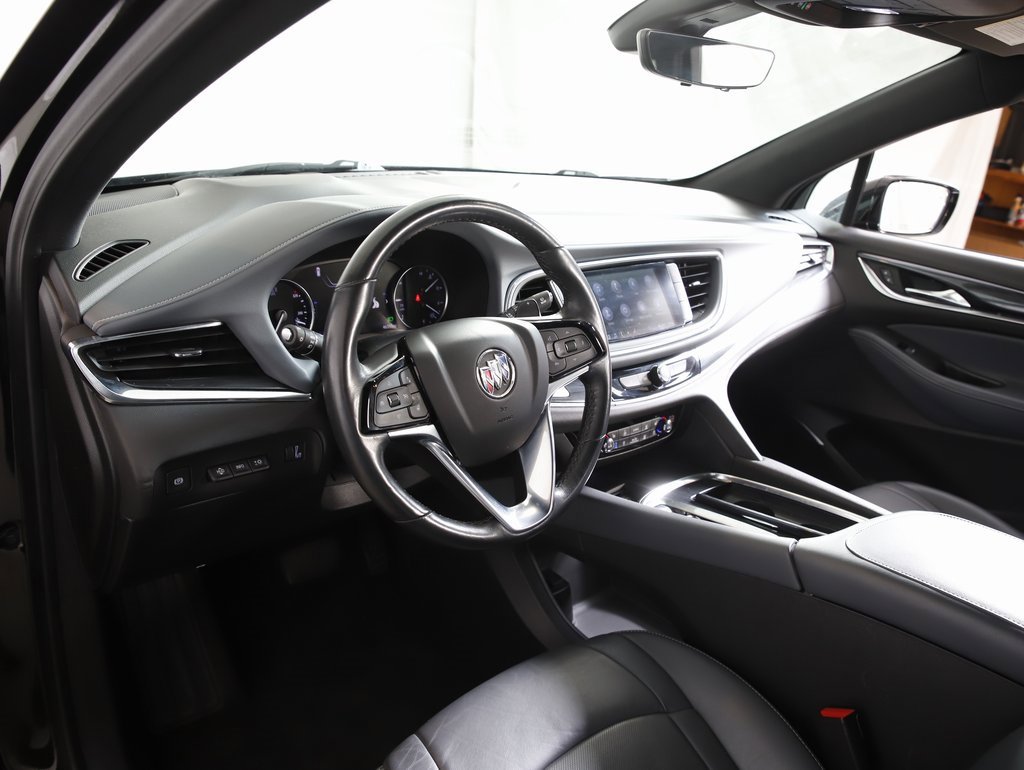 Used 2024 Buick Enclave Premium image 13