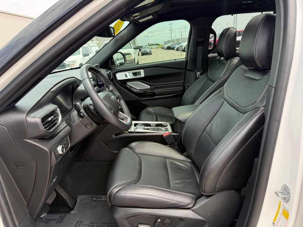 Used 2022 Ford Explorer ST w/ Equipment Group 401A AWD/4WD image 5
