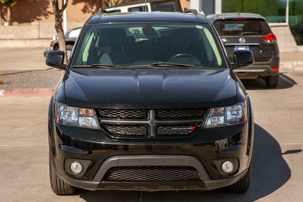 Used 2019 Dodge Journey SE w/ Connectivity Group image 3
