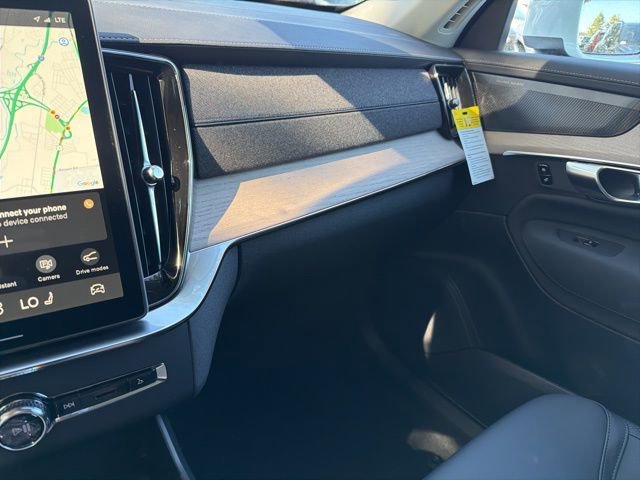 New 2026 Volvo XC90 B6 Plus w/ Protection Package Premier AWD/4WD image 24