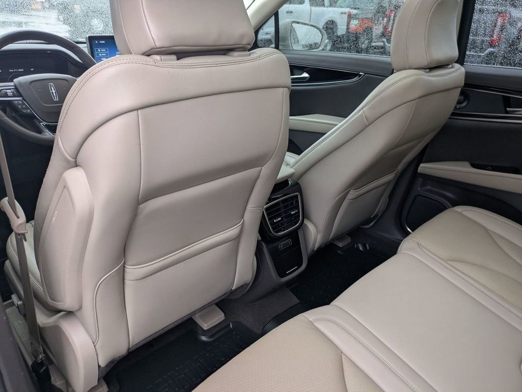 Used 2023 Lincoln Nautilus Reserve w/ Equipment Group 201A image 42