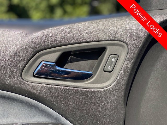 Used 2021 Chevrolet Colorado Z71 w/ Safety Package AWD/4WD image 17
