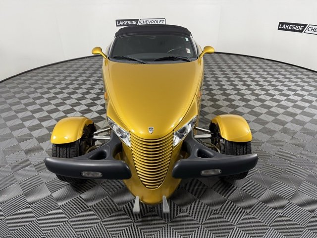 Used 2002 Chrysler Prowler image 10