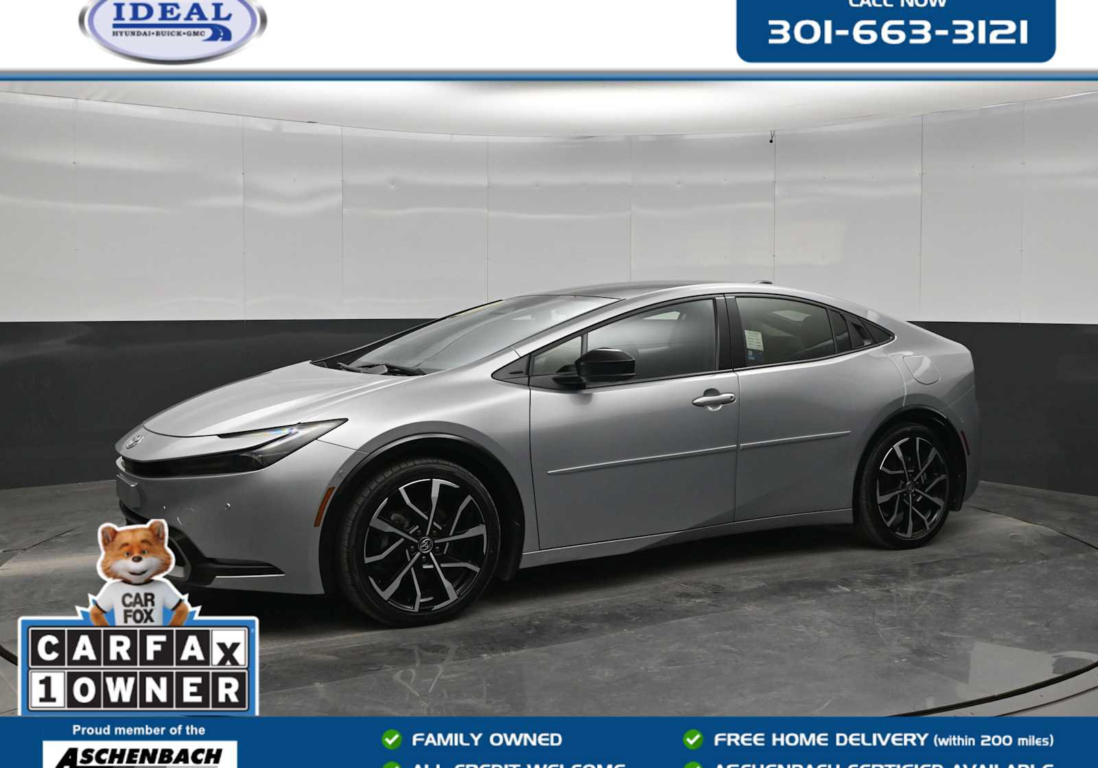 Used 2026 Toyota Prius Plug-In Hybrid w/ Limited Premium Package FWD image 1