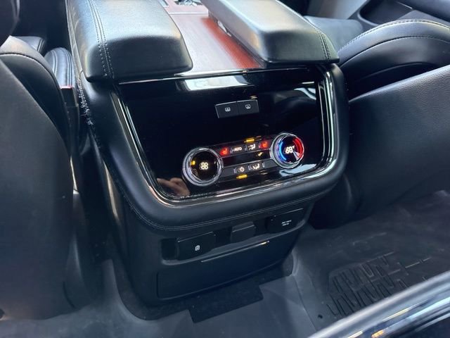 Used 2020 Lincoln Navigator L Reserve w/ Luxury Package image 17