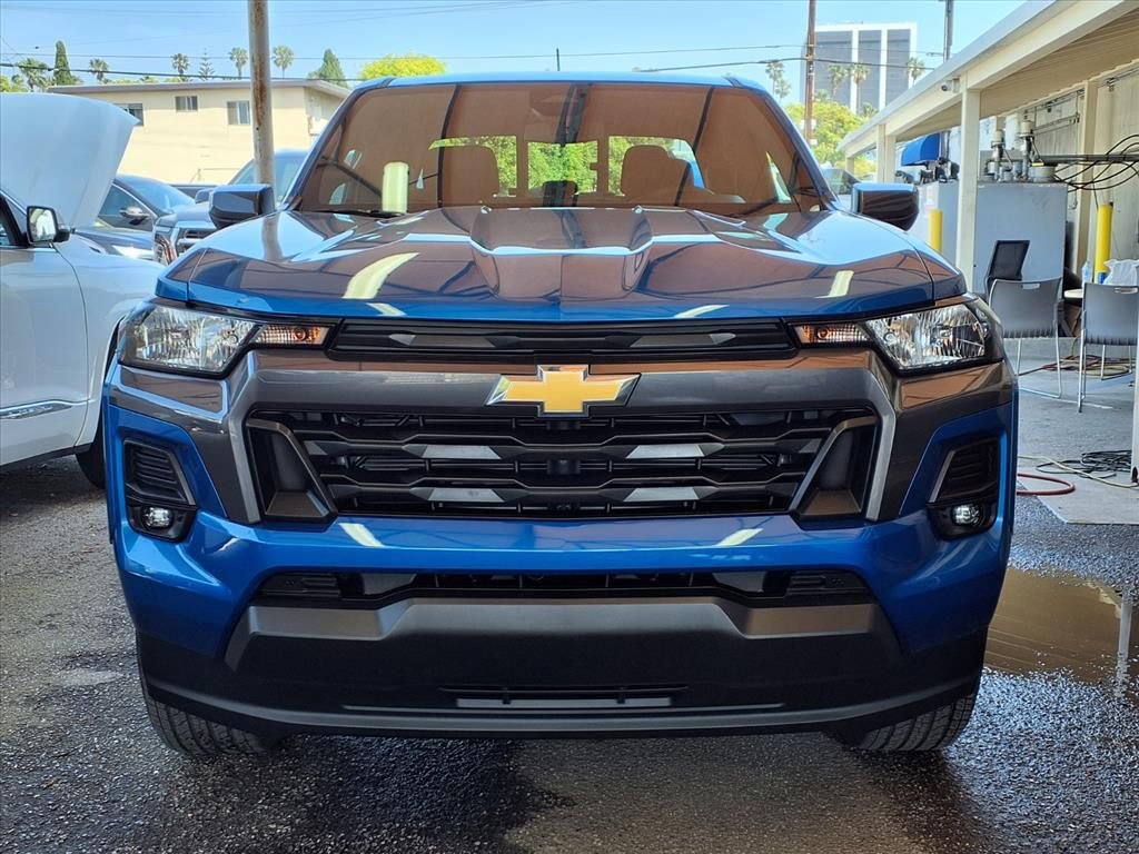 Used 2023 Chevrolet Colorado LT w/ LT Convenience Package RWD image 2