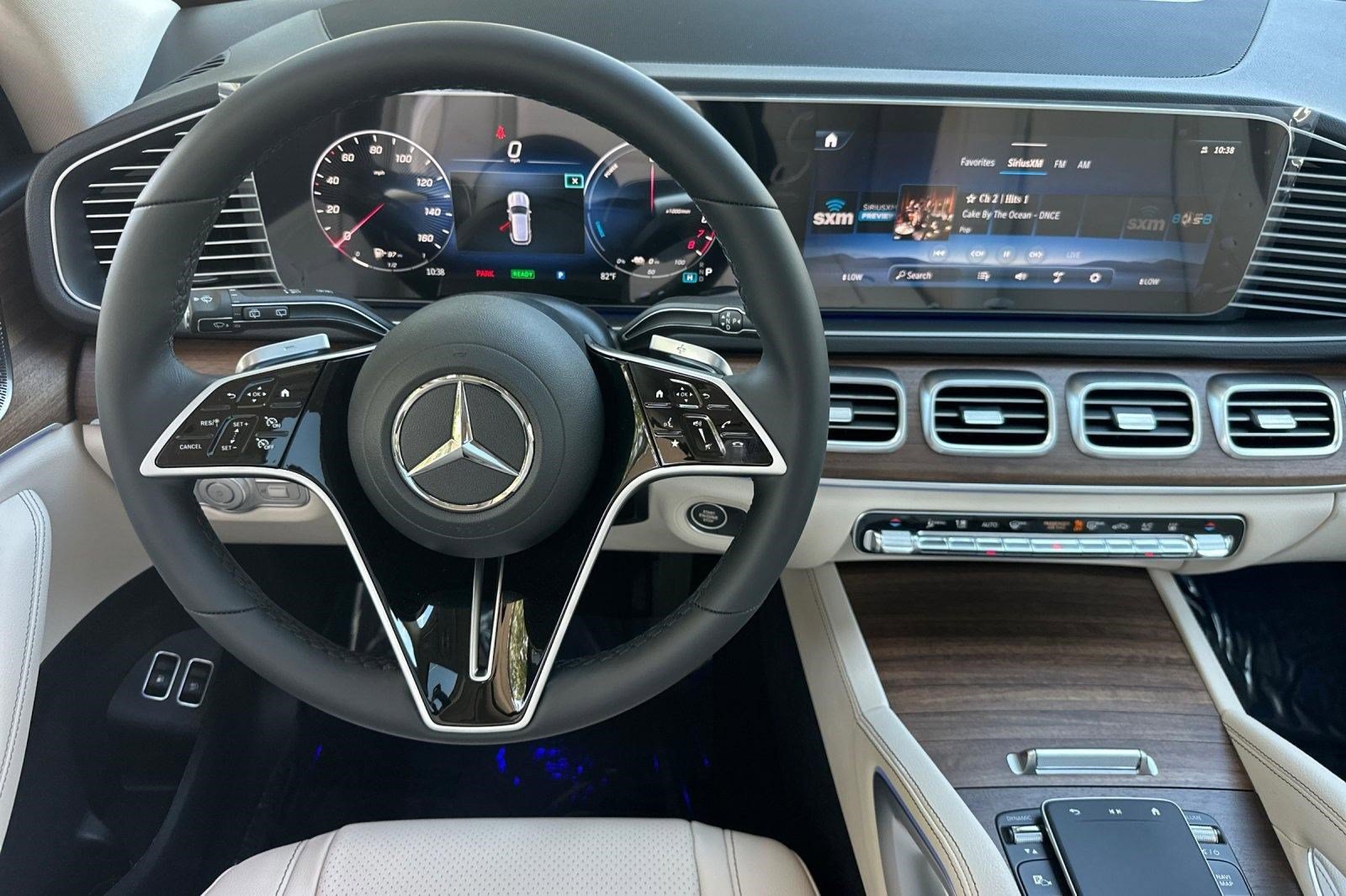 New 2026 Mercedes-Benz GLE 450e 4MATIC image 26