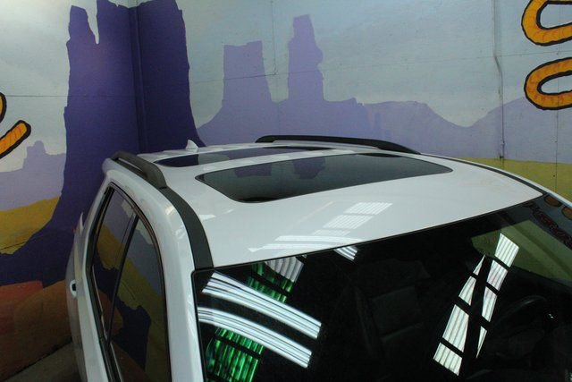 Used 2022 Chevrolet Traverse RS image 5