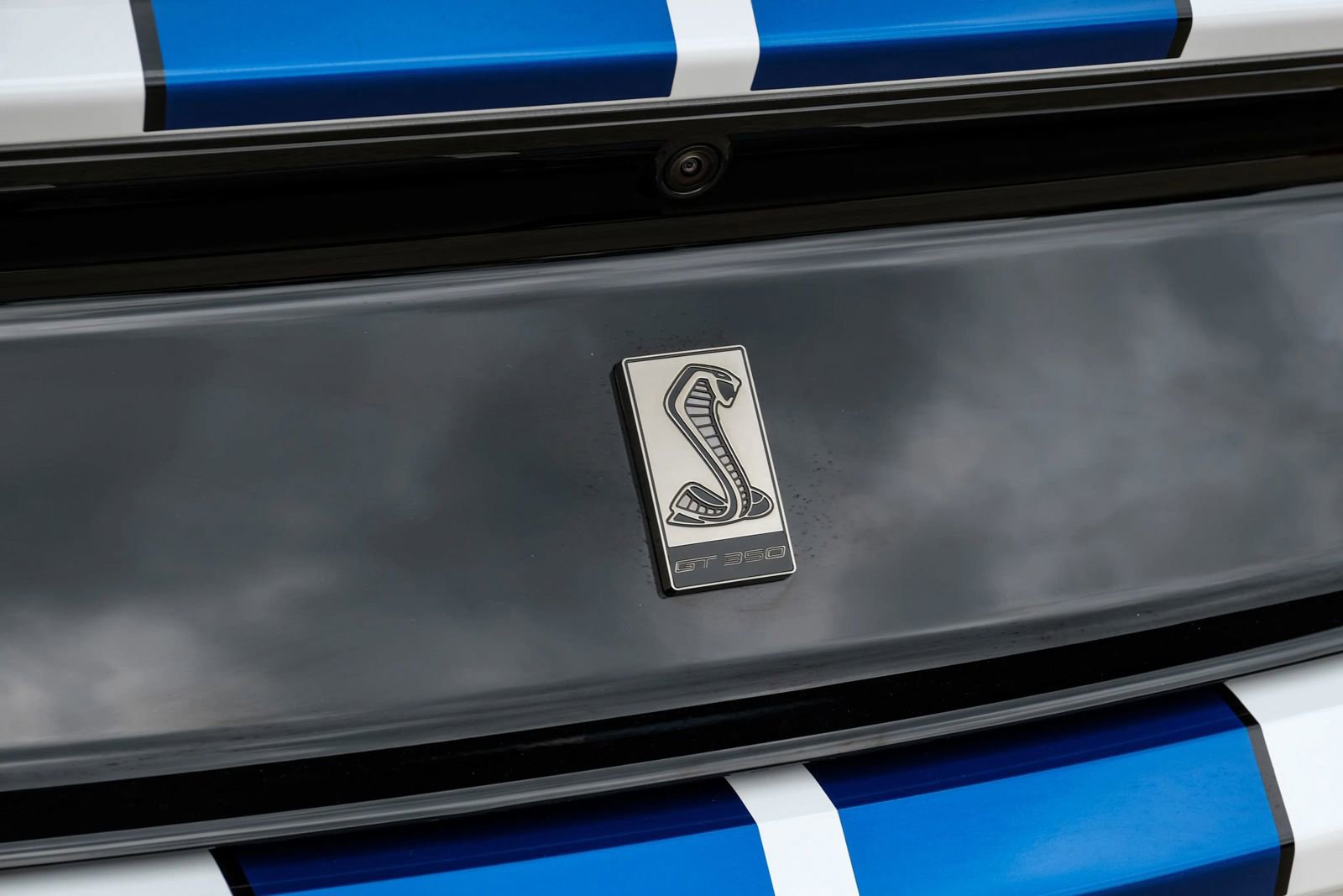 Used 2017 Ford Mustang Shelby GT350 w/ Electronics Package RWD image 45