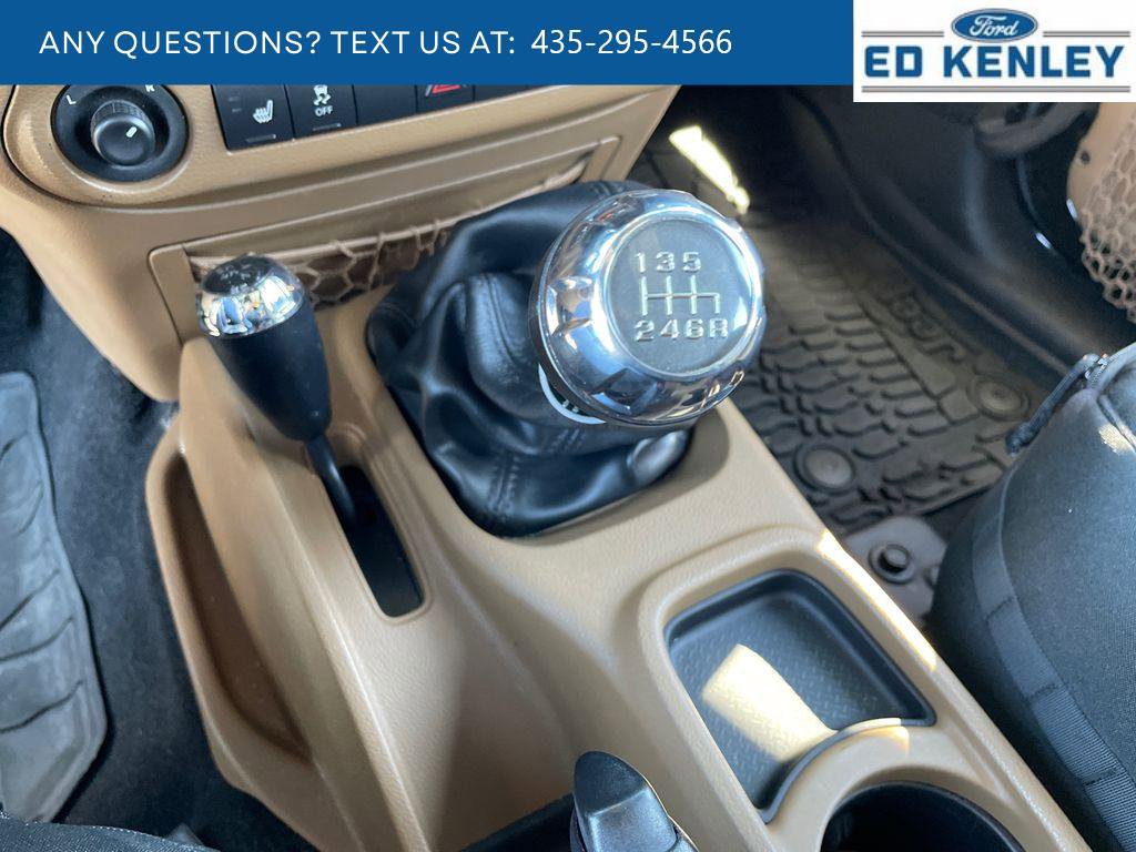 Used 2015 Jeep Wrangler Unlimited Sahara w/ Dual Top Group image 11