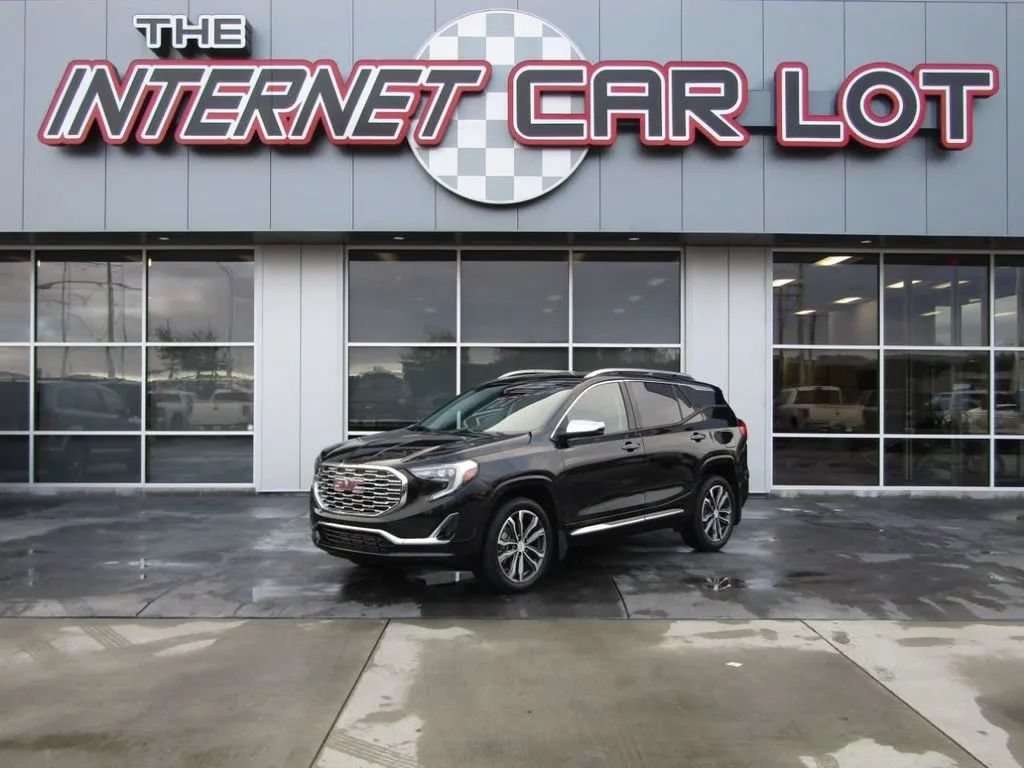 Used 2018 GMC Terrain Denali w/ Comfort Package AWD/4WD image 1