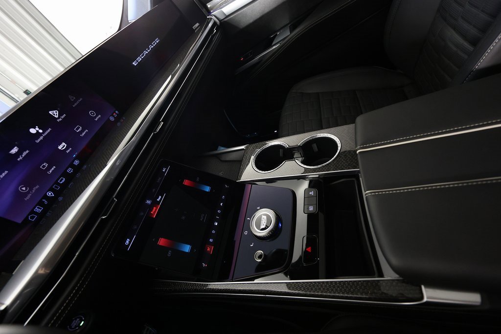 Used 2025 Cadillac Escalade V w/ LPO, ONYX Package image 37