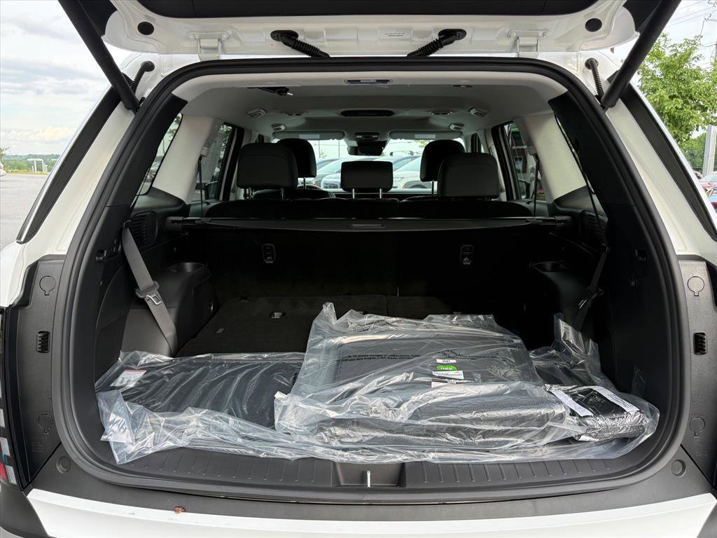 New 2026 Hyundai Palisade SEL Premium FWD image 16