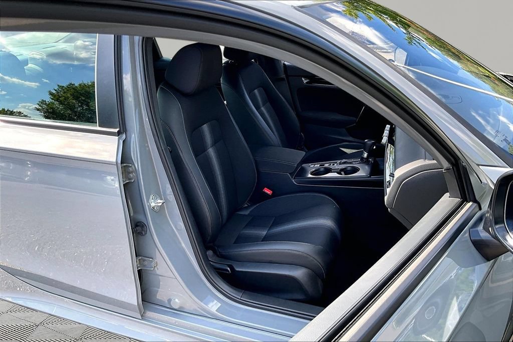 Used 2025 Honda Civic Sport image 22
