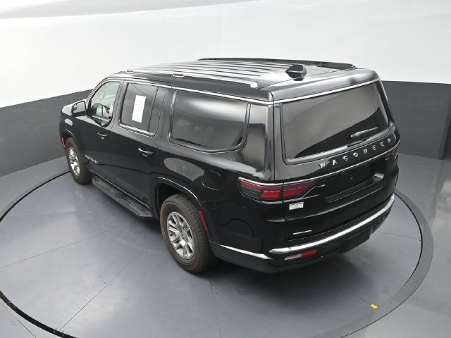 Used 2023 Jeep Wagoneer 4WD w/ Rear Seat Video Group 1 image 15