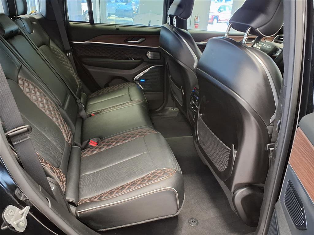 Used 2023 Jeep Grand Cherokee Summit w/ Adv Protech Group IV image 14