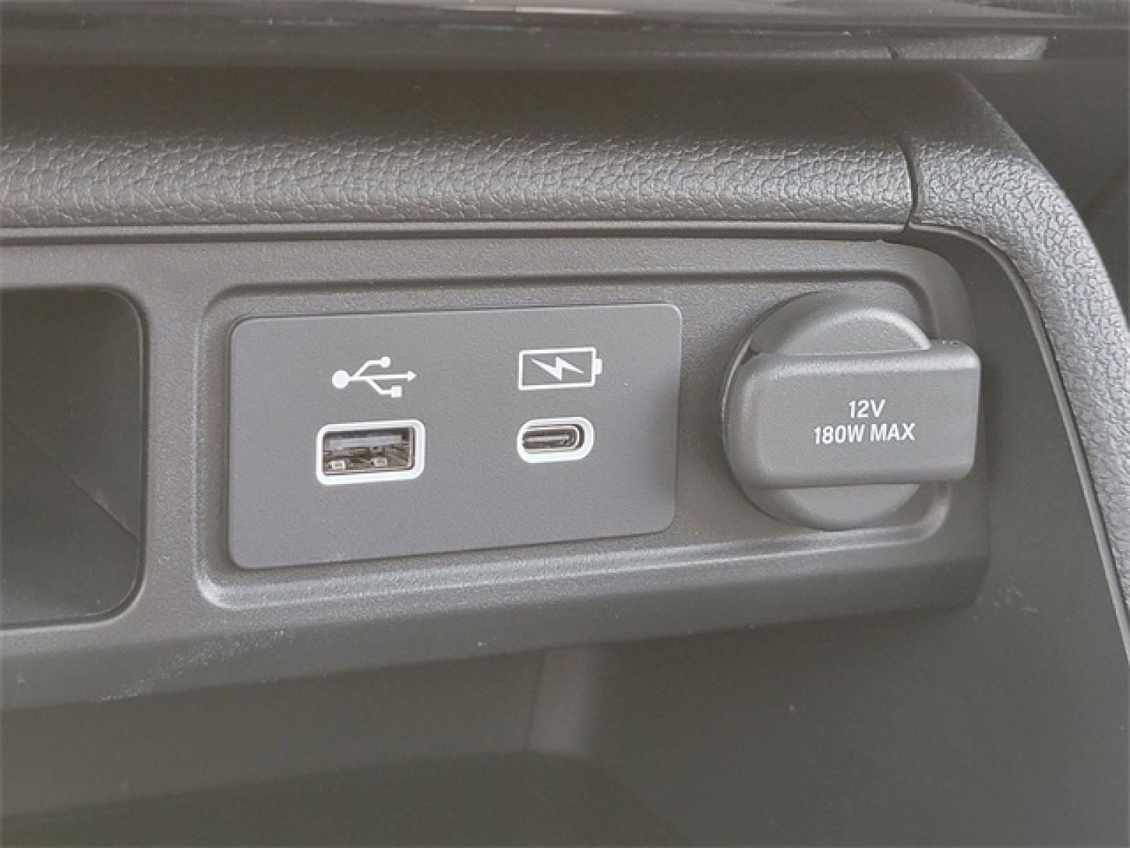New 2025 Honda Pilot Touring image 26