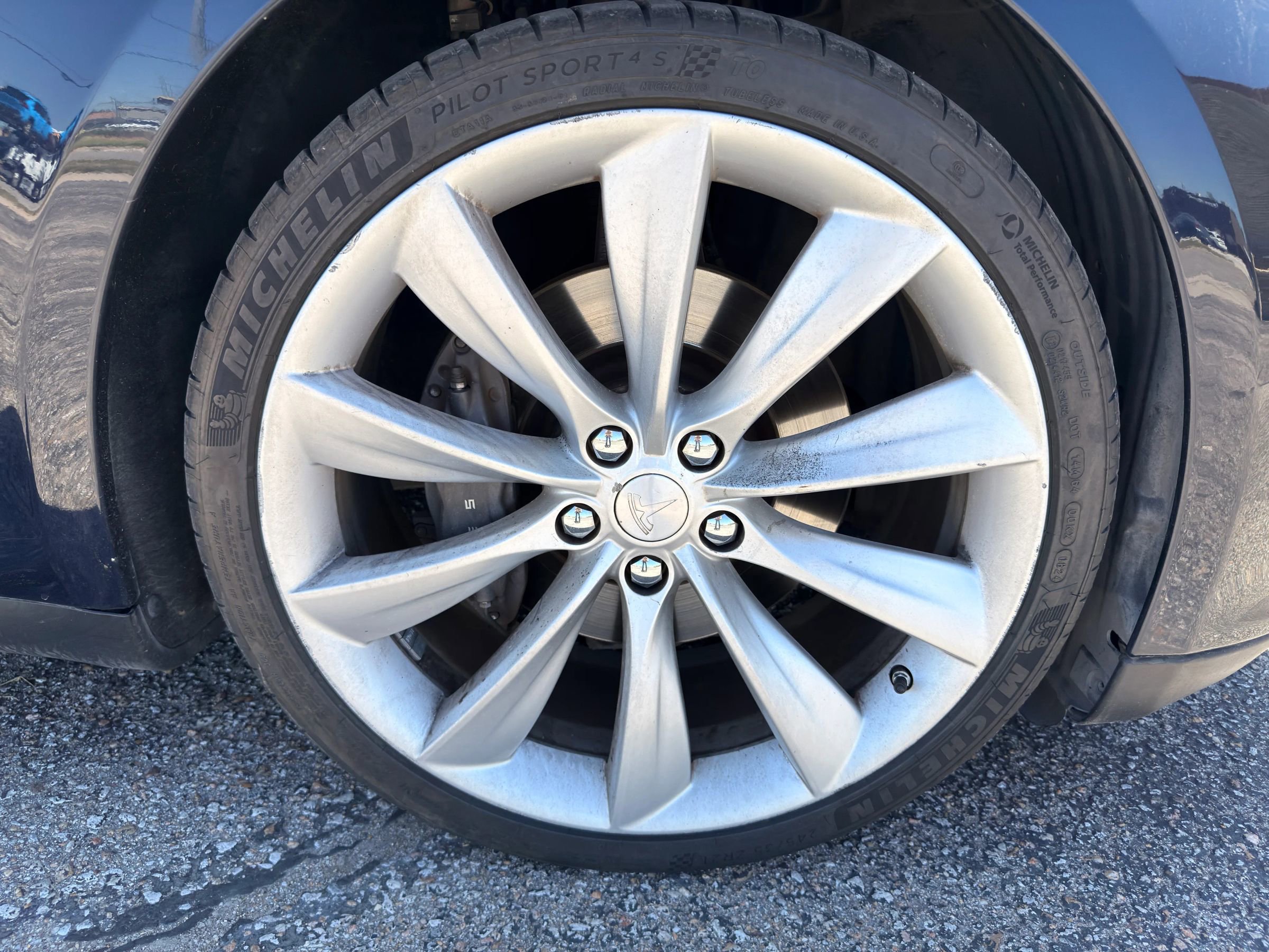 Used 2013 Tesla Model S Performance RWD image 32