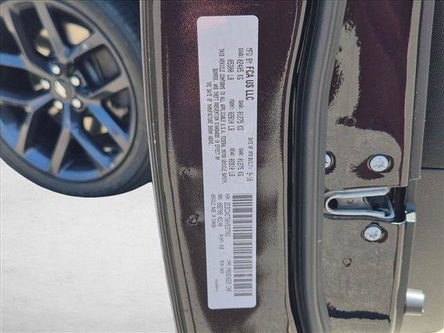 Used 2019 Dodge Charger R/T w/ Blacktop Package RWD image 22