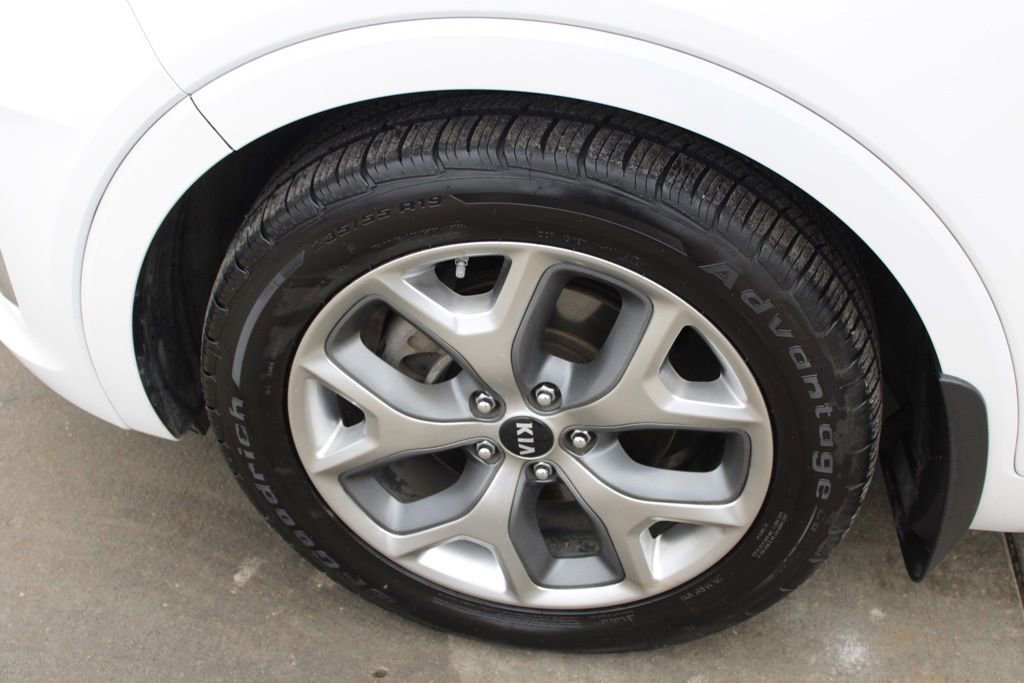 Used 2020 Kia Sorento SX image 13