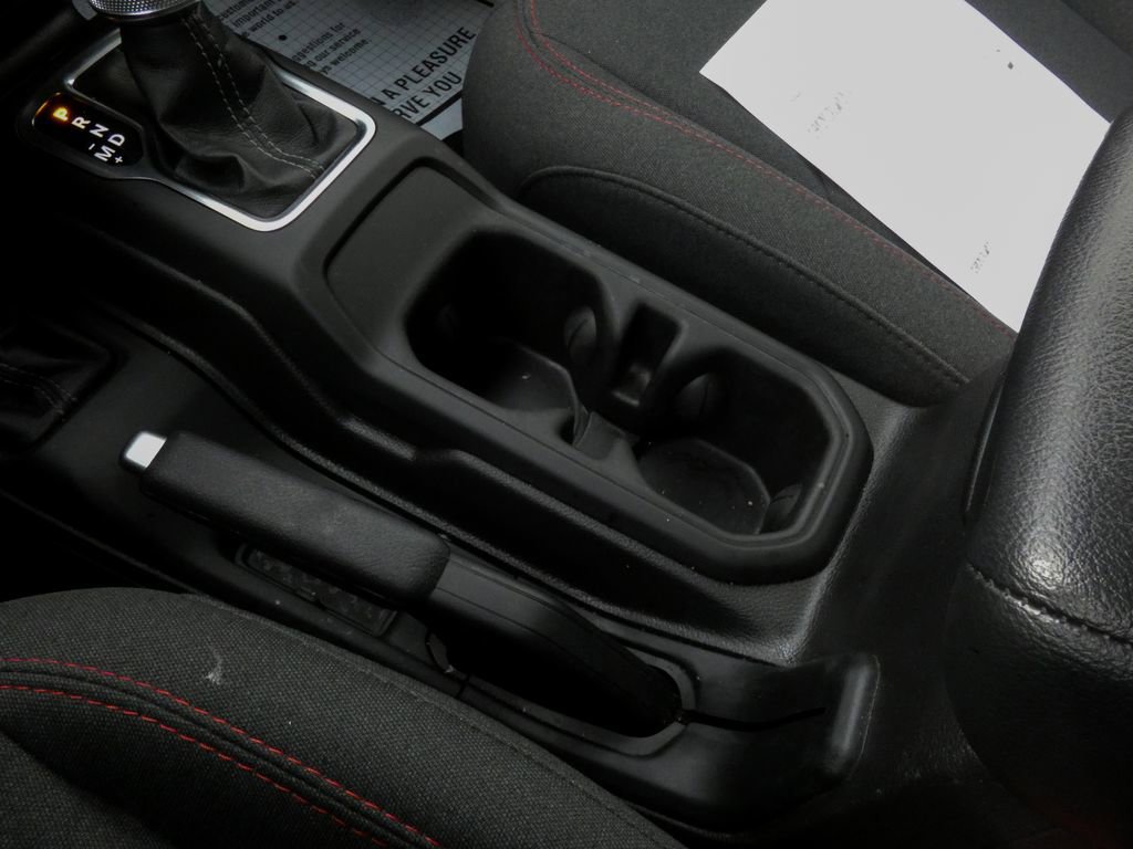Used 2025 Jeep Wrangler Unlimited Rubicon image 25