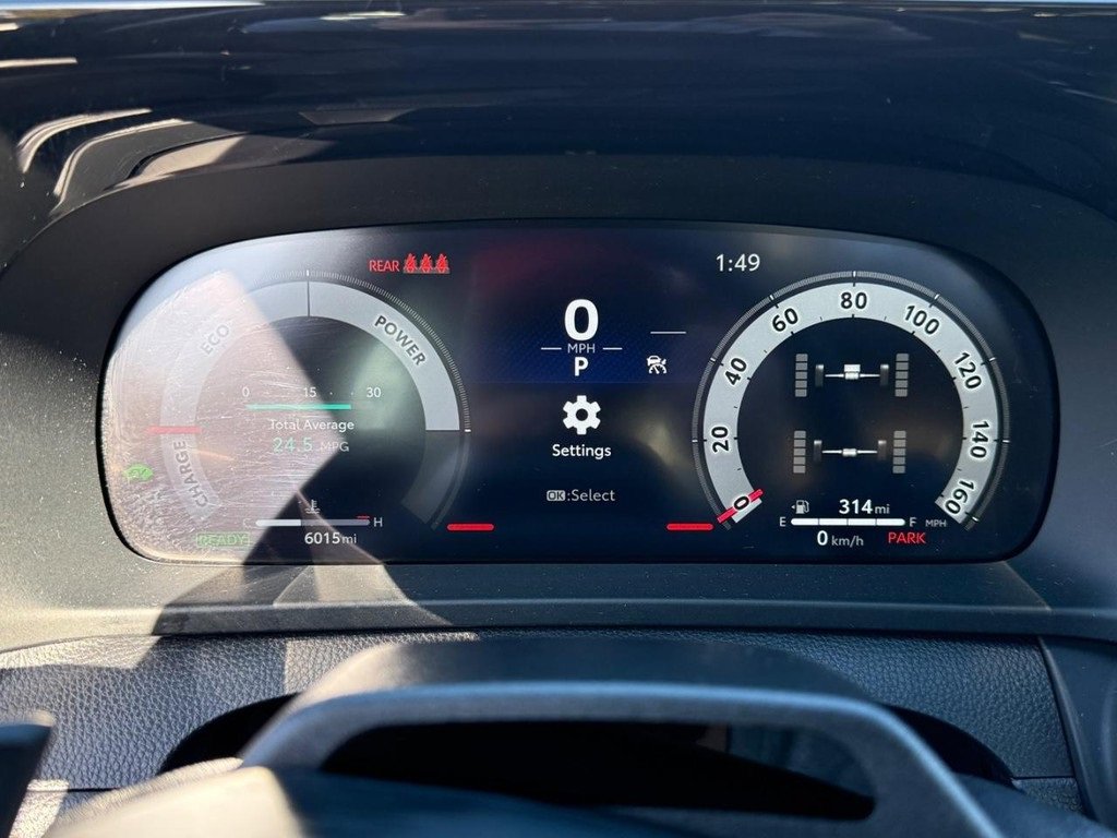 Certified 2025 Toyota Crown Platinum image 22