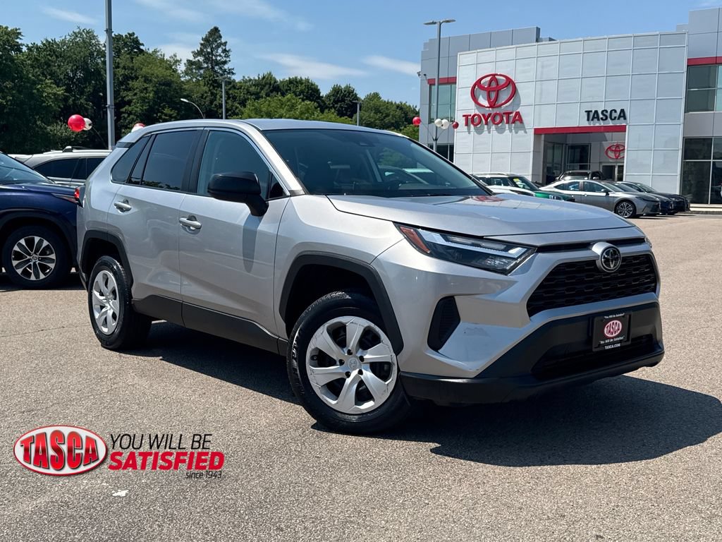 Used 2023 Toyota RAV4 LE AWD/4WD image 1