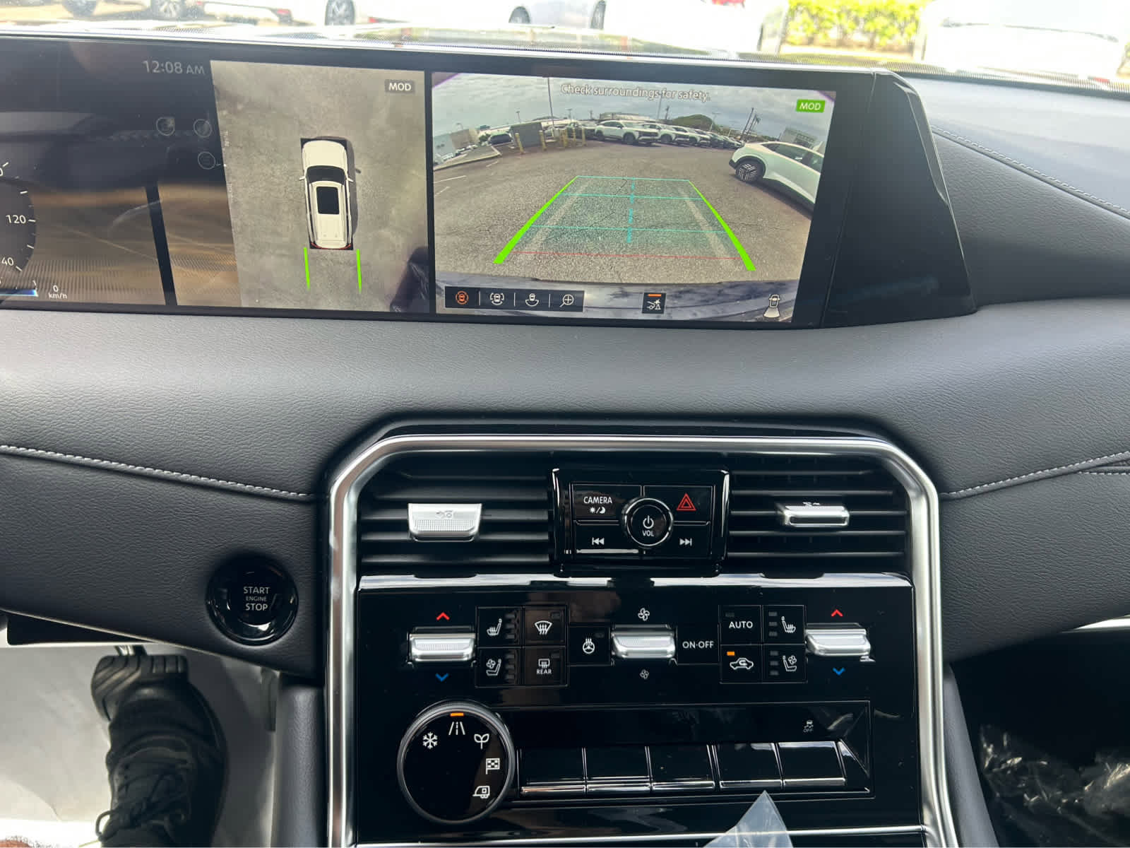 New 2026 Nissan Armada Platinum image 8