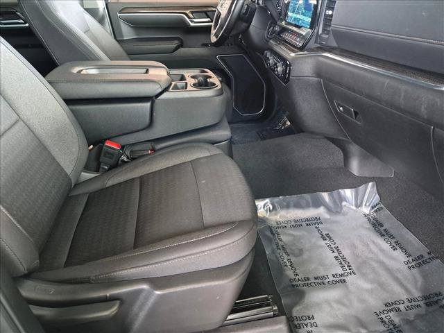 Used 2025 Chevrolet Silverado 1500 LT AWD/4WD image 19