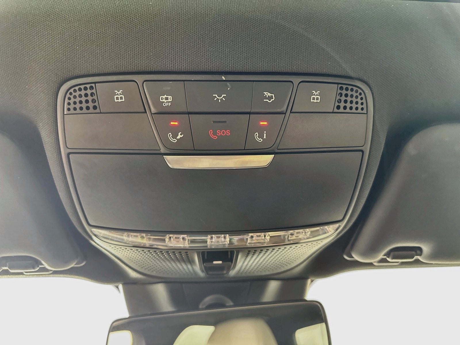 Used 2018 Mercedes-Benz E 300 4MATIC image 31