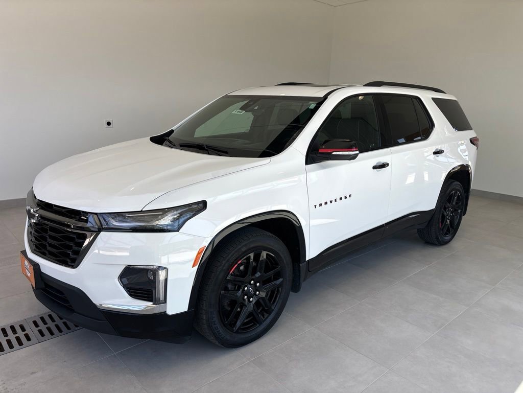 Used 2023 Chevrolet Traverse Premier w/ Redline Edition AWD/4WD image 1