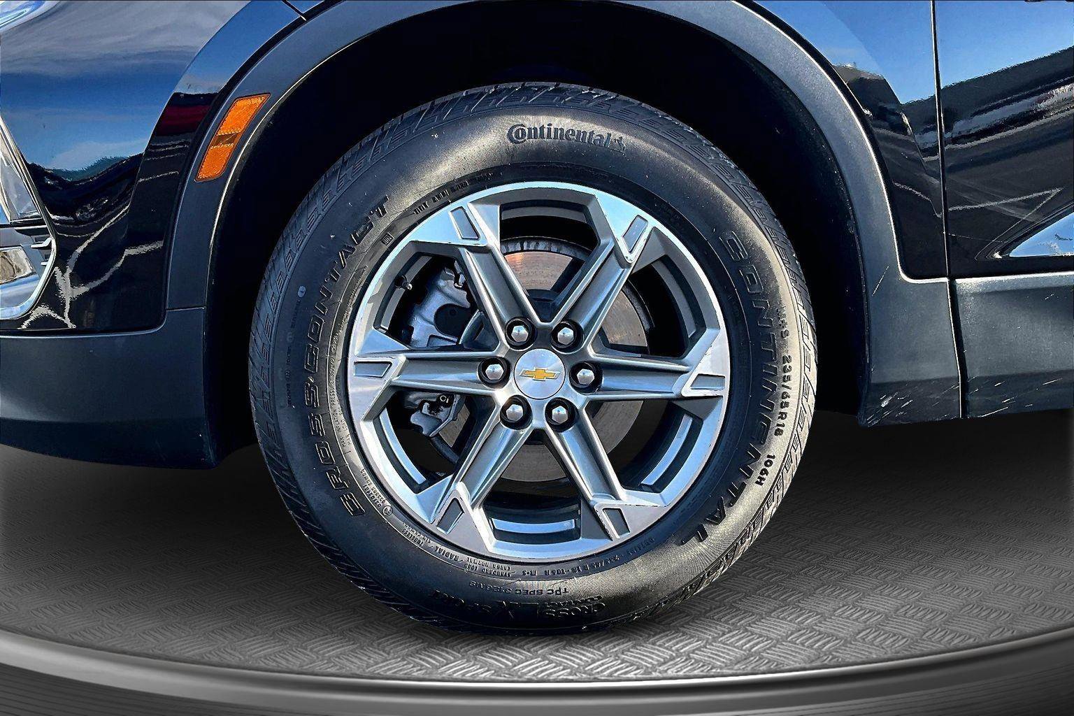 Used 2023 Chevrolet Blazer LT w/ Driver Confidence Package image 9