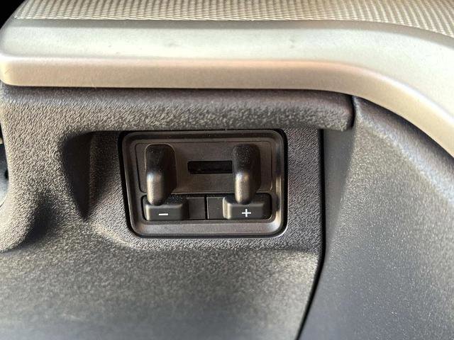Certified 2025 Ford Expedition Max Active image 18