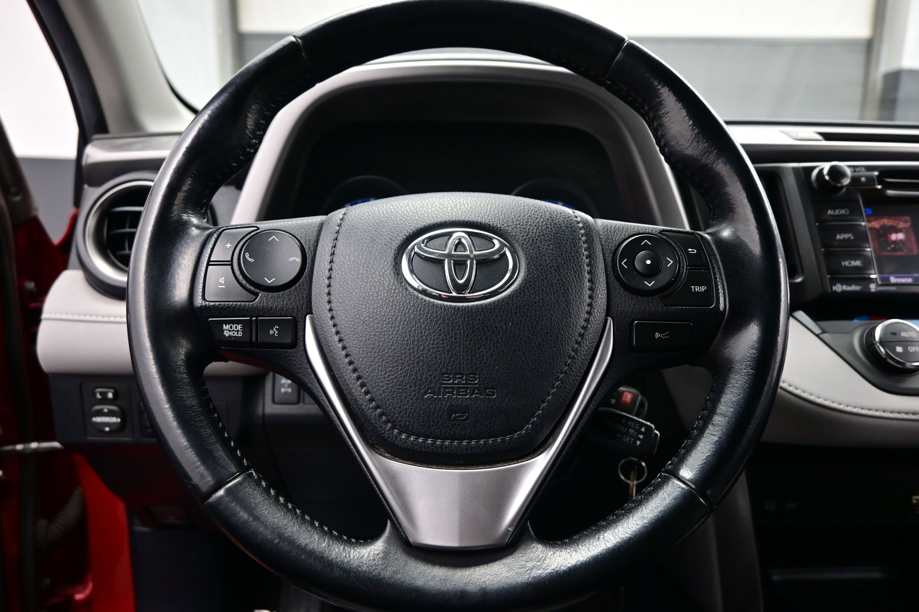 Used 2017 Toyota RAV4 XLE w/ Plus Special Value Package AWD/4WD image 22