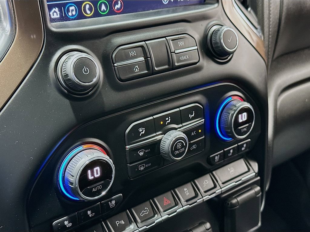 Used 2022 Chevrolet Silverado 3500 High Country w/ Safety Package II image 16