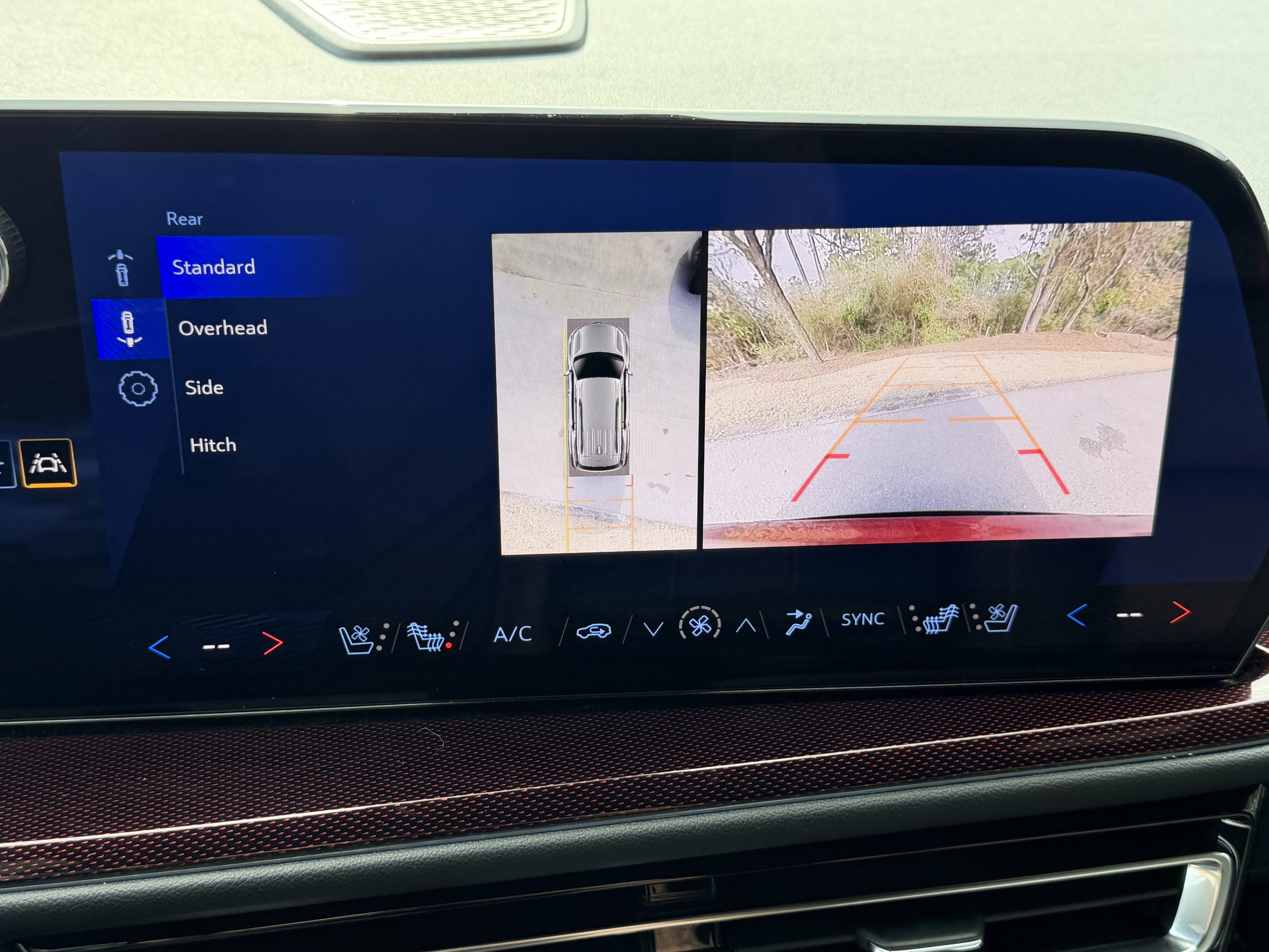 Used 2024 Chevrolet Traverse RS w/ LPO, Floor Liner Package image 29