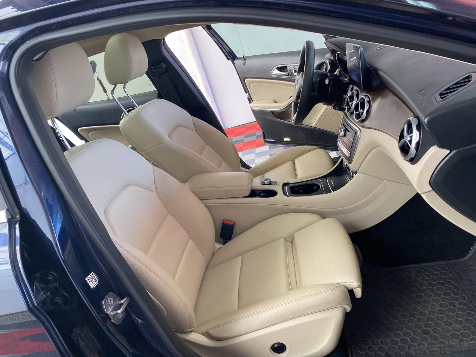 Used 2018 Mercedes-Benz GLA 250 4MATIC image 9