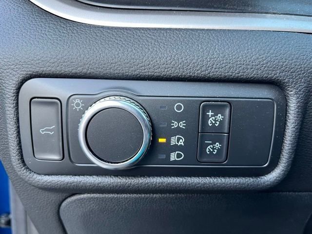 Used 2022 Ford Explorer XLT w/ Equipment Group 202A AWD/4WD image 15