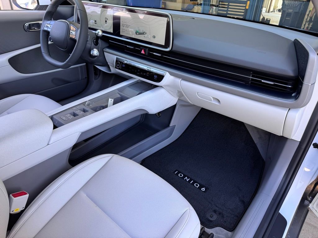 New 2025 Hyundai Ioniq 6 SEL image 17