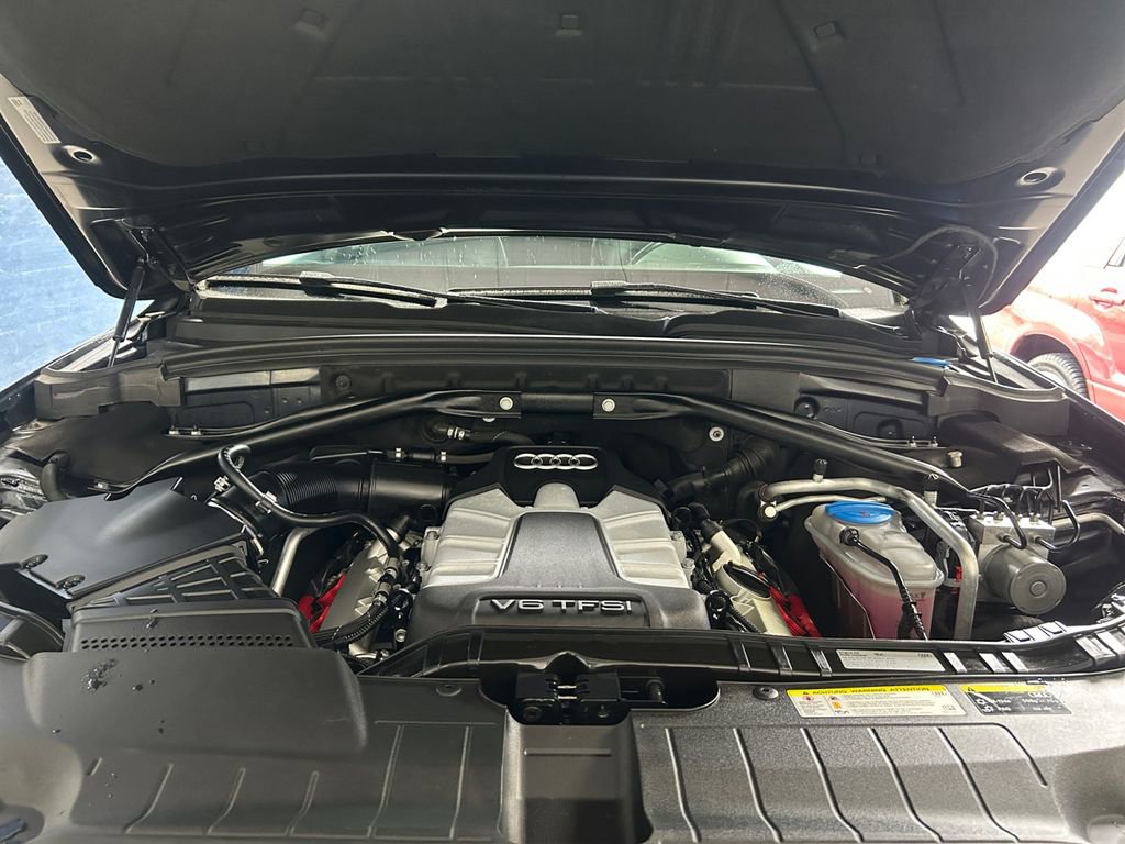 Used 2016 Audi SQ5 Premium Plus w/ Technology Package image 29