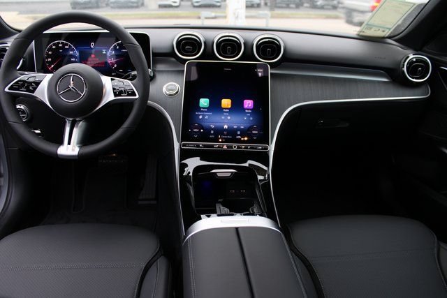 New 2025 Mercedes-Benz C 300 4MATIC Sedan image 32