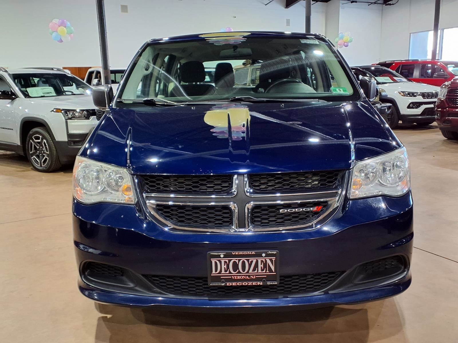 Used 2014 Dodge Grand Caravan SE image 2