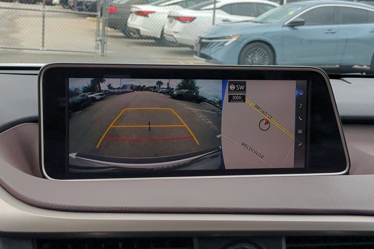 Used 2018 Lexus RX 350L FWD image 25