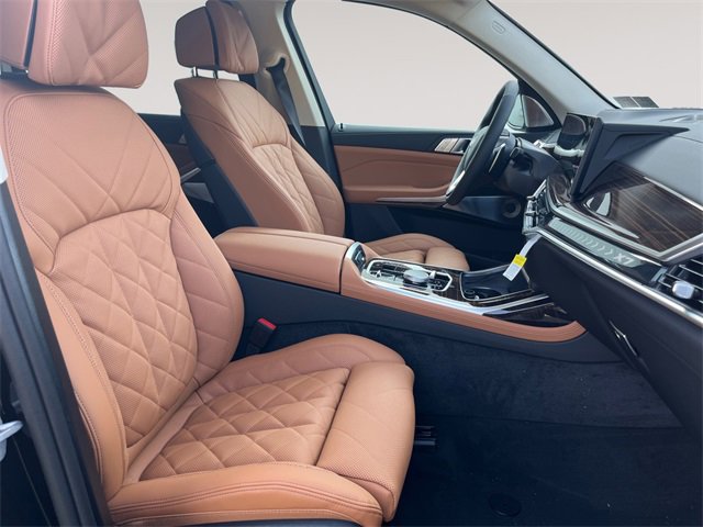 New 2026 BMW X7 xDrive40i w/ Premium Package image 15